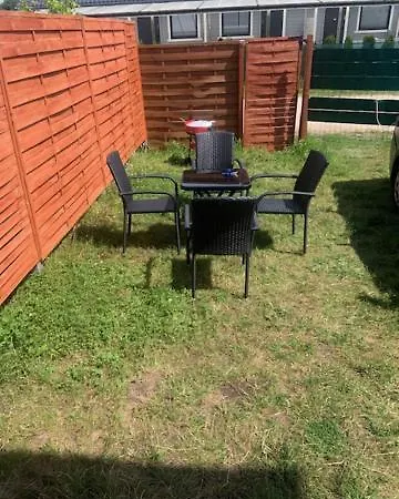 Z Ogrodkiem Jantarowa Powierzchnia 60 M2 * Chłopy